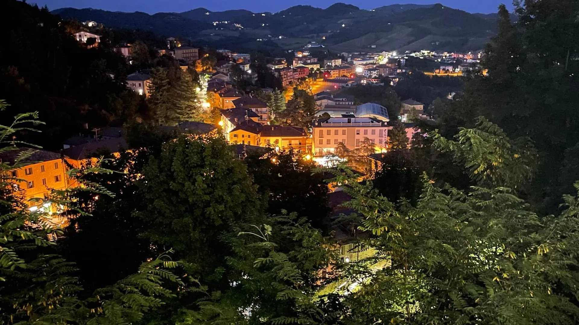 Appartamento Novecento Luxury&Spa Residence 4 Stelle Montese