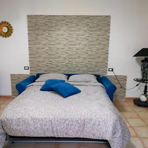 https://la-casetta-di-ginevra.hotelitalianriviera.com