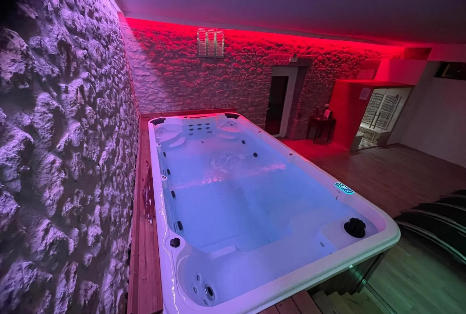 Apartment Novecento Luxury&Spa Residence 4 Stelle Montese